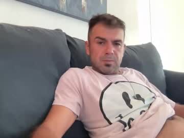 Mercedes190d Chaturbate stream image from May 19, 2026