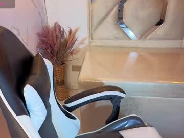 Naomi_Tp Chaturbate stream image from May 19, 2026