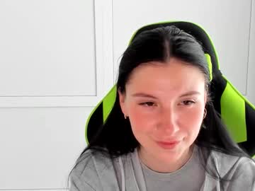 Piper_Smilee Chaturbate stream image from May 19, 2026