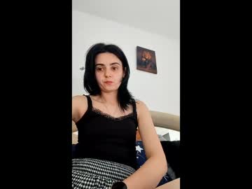 Brattynyx69 Chaturbate stream image from May 19, 2026