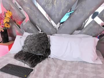 Isabela_Parkerr Chaturbate stream image from May 19, 2026