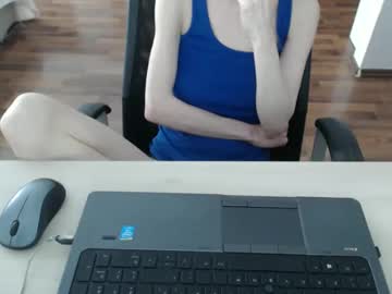 Lunavibe_ Chaturbate stream image from May 19, 2026