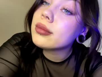 Melissalaunderville Chaturbate stream image from May 19, 2026