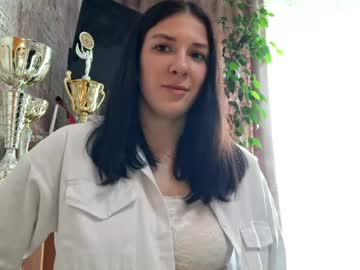 Sharicehollinghead Chaturbate stream image from May 19, 2026