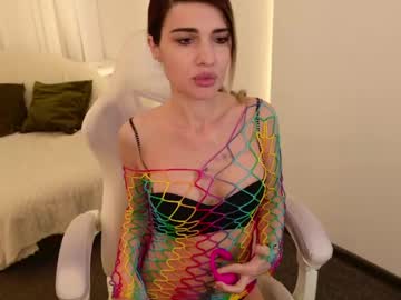 Karon_Touches Chaturbate stream image from May 19, 2026