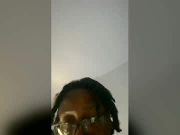 Mikemadeit03 Chaturbate stream image from May 19, 2026