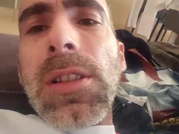 Pollonyhuevosgordos Chaturbate stream image from May 19, 2026