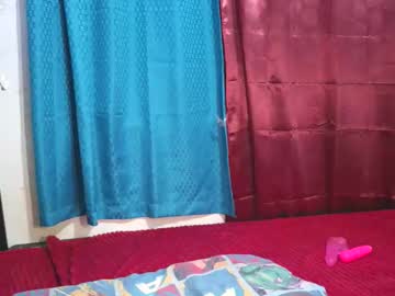 Sexyheartyy Chaturbate stream image from May 19, 2026