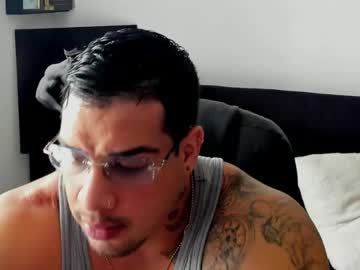 Mathews_Roses Chaturbate stream image from May 19, 2026