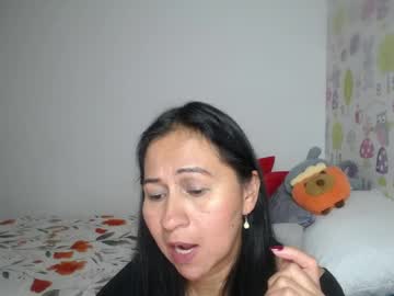 Tyna_B Chaturbate stream image from May 19, 2026