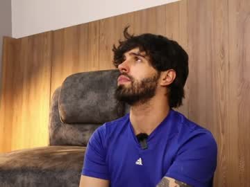 Juanmilano Chaturbate stream image from May 19, 2026