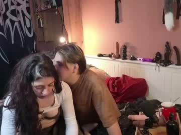 Daniellamintzer Chaturbate stream image from May 19, 2026