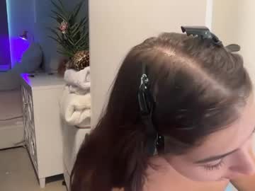 3hole Chaturbate stream image from May 19, 2026