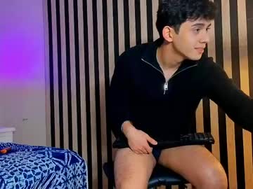 Mikevoss_ Chaturbate stream image from May 19, 2026