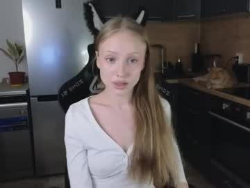 Sandra_Buika Chaturbate stream image from May 19, 2026