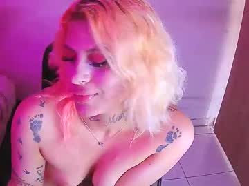 Silla733914 Chaturbate stream image from May 19, 2026