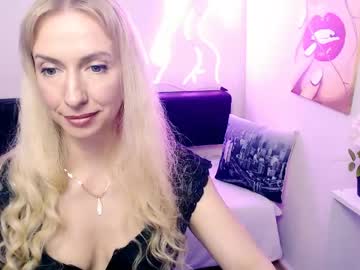 Cute_Smile_Shy stream image from May 19, 2026