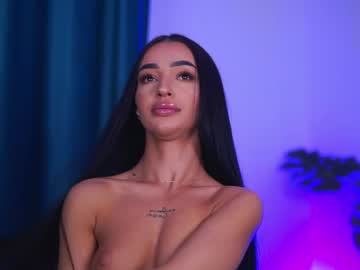 Denisedevilles Chaturbate stream image from May 19, 2026