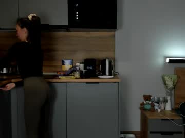 Nilliluv Chaturbate stream image from May 19, 2026