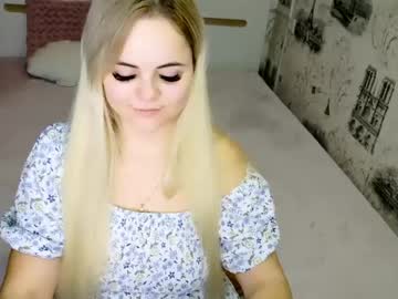 Sugarkissx Chaturbate stream image from May 19, 2026