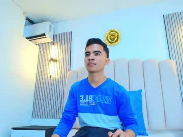 Adam_Hill7 Chaturbate stream image from May 19, 2026