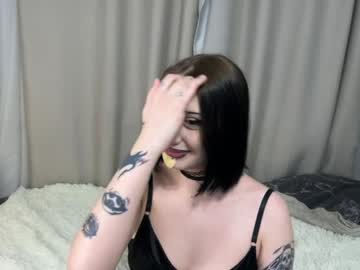Easteralt Chaturbate stream image from May 19, 2026