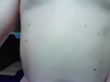 Johnjohn2225 Chaturbate stream image from May 19, 2026
