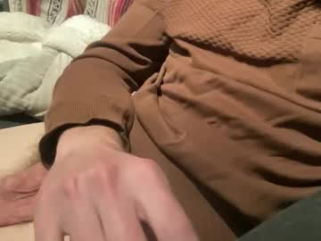 Regularguyinshorts Chaturbate stream image from May 19, 2026