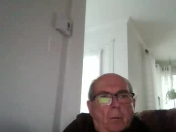 Bernard1102 Chaturbate stream image from May 19, 2026