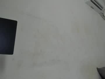 Cloe_Petite72 Chaturbate stream image from May 19, 2026