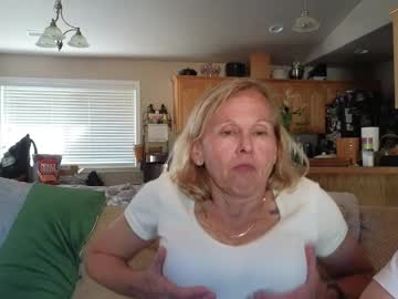 Matureluvin Chaturbate stream image from May 20, 2026