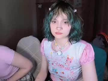 Susiemilkis Chaturbate stream image from May 20, 2026