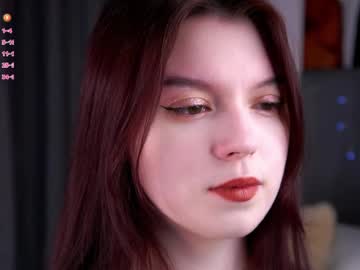 Mitziefetters Chaturbate stream image from May 20, 2026