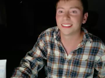 Tylernextdoor Chaturbate stream image from May 20, 2026