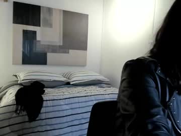 Mavis_Vamp Chaturbate stream image from May 20, 2026