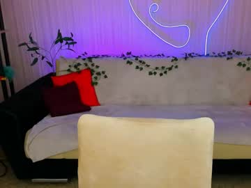 Christinaconteeree Chaturbate stream image from May 20, 2026