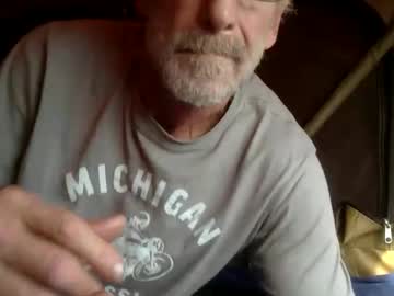 Deanofflove221000 Chaturbate stream image from May 20, 2026