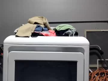 Fromthad313 Chaturbate stream image from May 20, 2026
