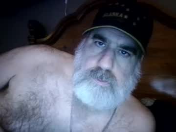 Straightbear4you Chaturbate stream image from May 20, 2026