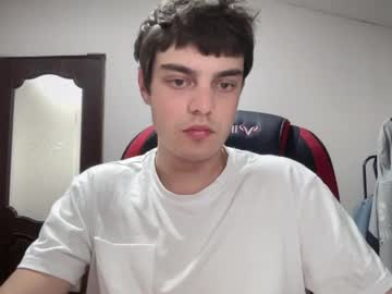 Sweetmaxyy Chaturbate stream image from May 20, 2026