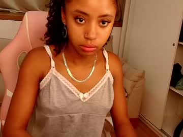 Diana_Turnerr Chaturbate stream image from May 20, 2026
