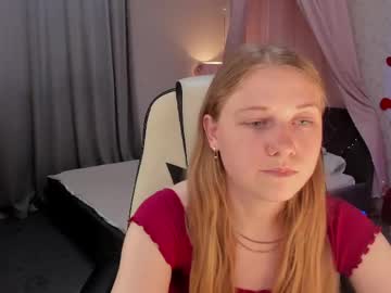 Olivia_Iv Chaturbate stream image from May 20, 2026