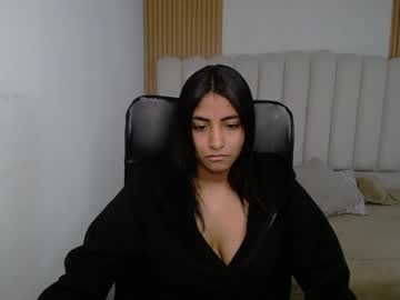 Shaneelle Chaturbate stream image from May 20, 2026