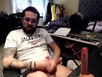 Cousti_Bite Chaturbate stream image from May 20, 2026