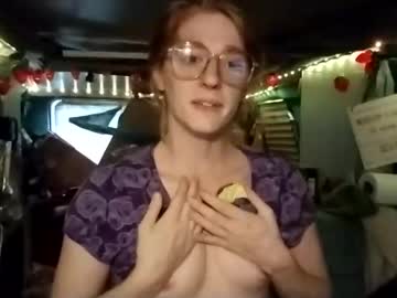 Lesleygumgrass Chaturbate stream image from May 20, 2026
