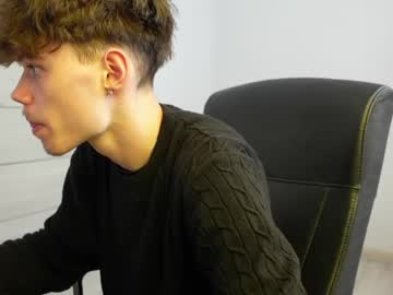 Thomas_Brons Chaturbate stream image from May 20, 2026