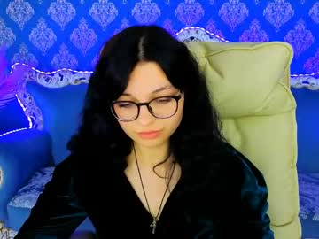 Christymax Chaturbate stream image from May 20, 2026