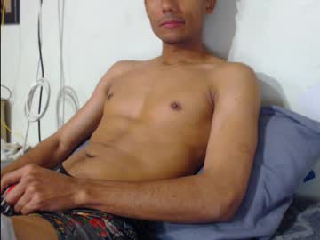 Latinmilker Chaturbate stream image from May 20, 2026