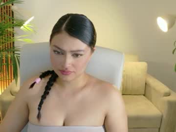 Victoria___Moon Chaturbate stream image from May 20, 2026