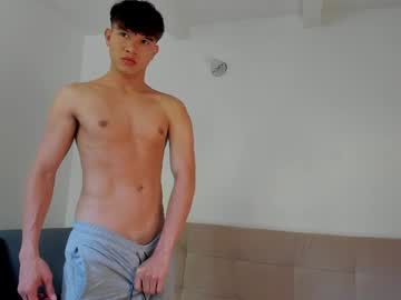 Yizus_Bonz Chaturbate stream image from May 20, 2026
